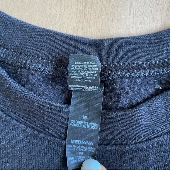 #ivegotyourback911 Classic Black Crewneck Sweater Unisex - Picture 4 of 8